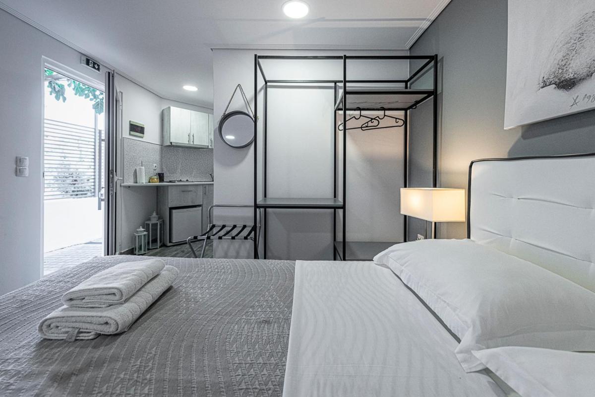 Comfort Athens Airport - Free Shuttle From And To The Airport