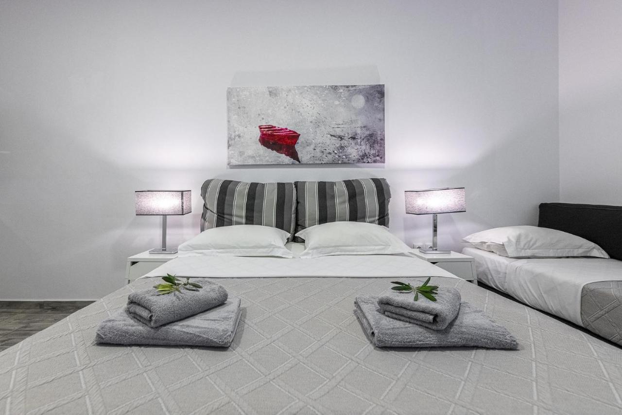 Hotel Comfort Athens Airport - Free Shuttle From And To The Airport 3*