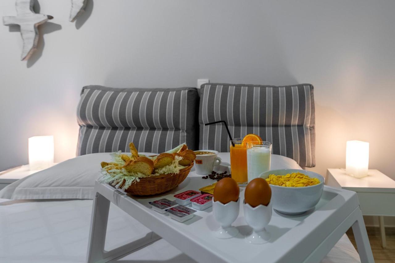 Comfort Athens Airport - Free Shuttle From And To The Airport 3*