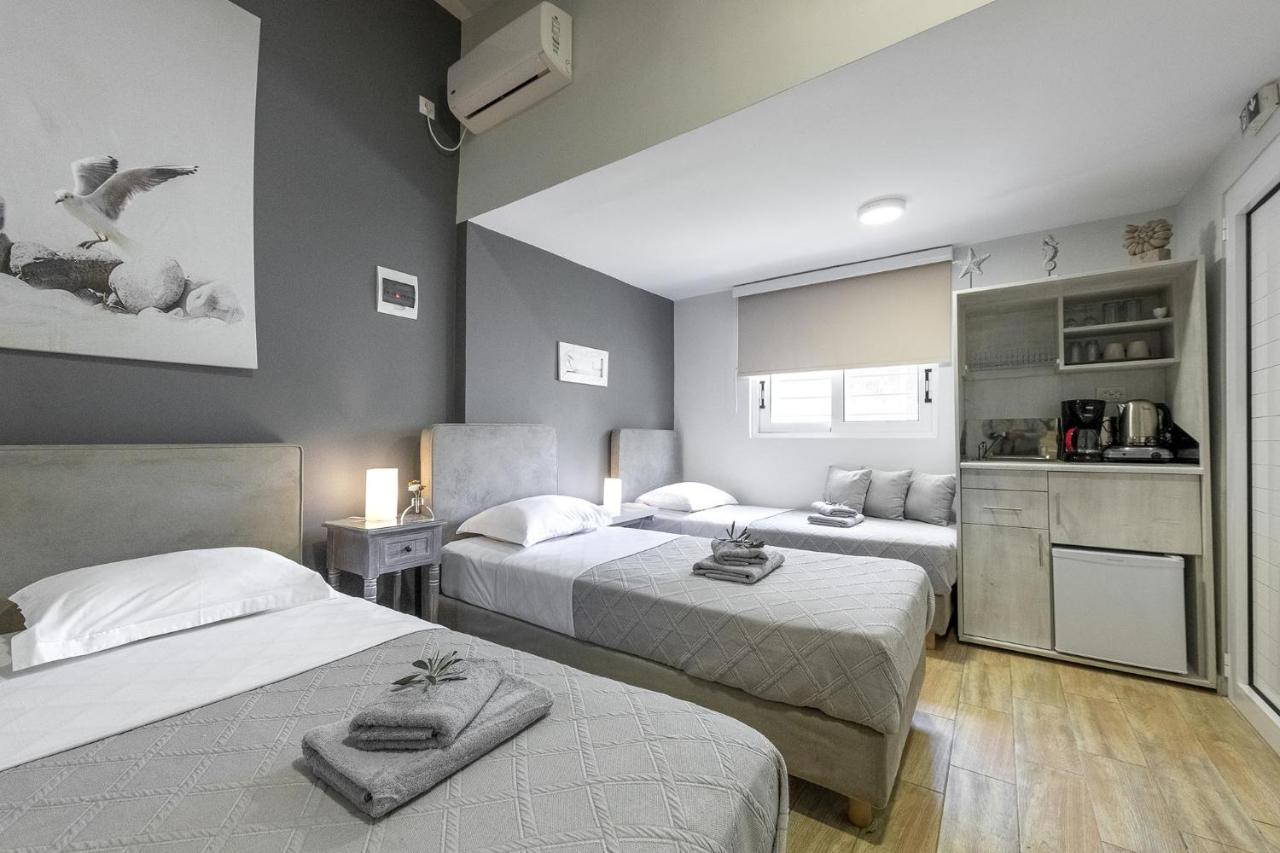 Hotel Comfort Athens Airport - Free Shuttle From And To The Airport 3*